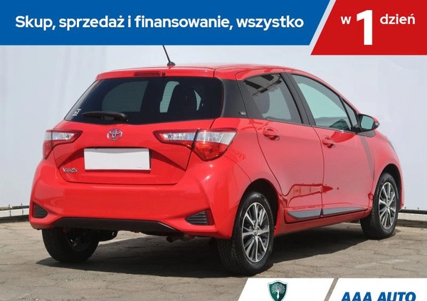 Toyota Yaris cena 55000 przebieg: 49858, rok produkcji 2020 z Drobin małe 106